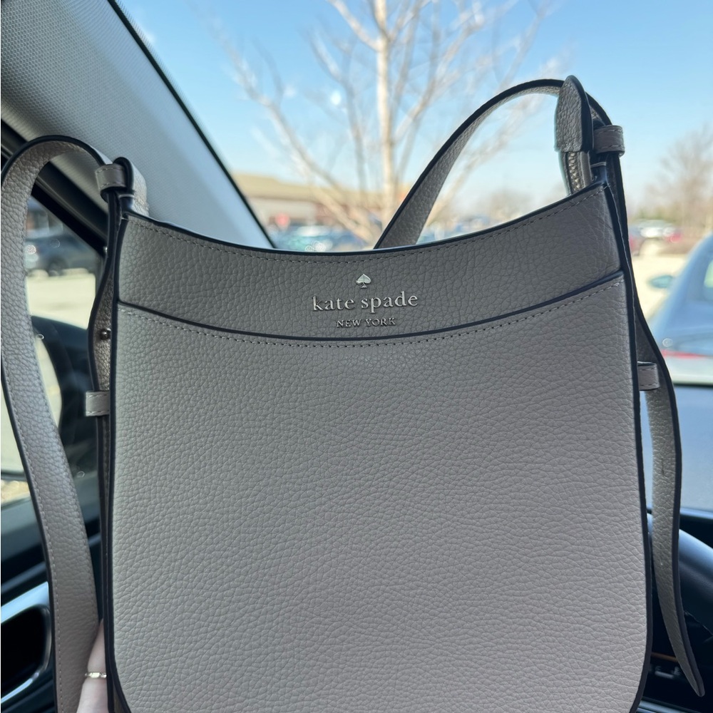 Kate Spade Leila pebbled leather light sand